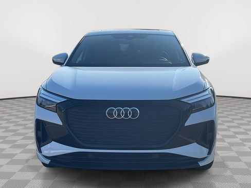 Used 2022 Audi Q4 e-tron Premium Plus w/ Premium Plus AWD/4WD image 3