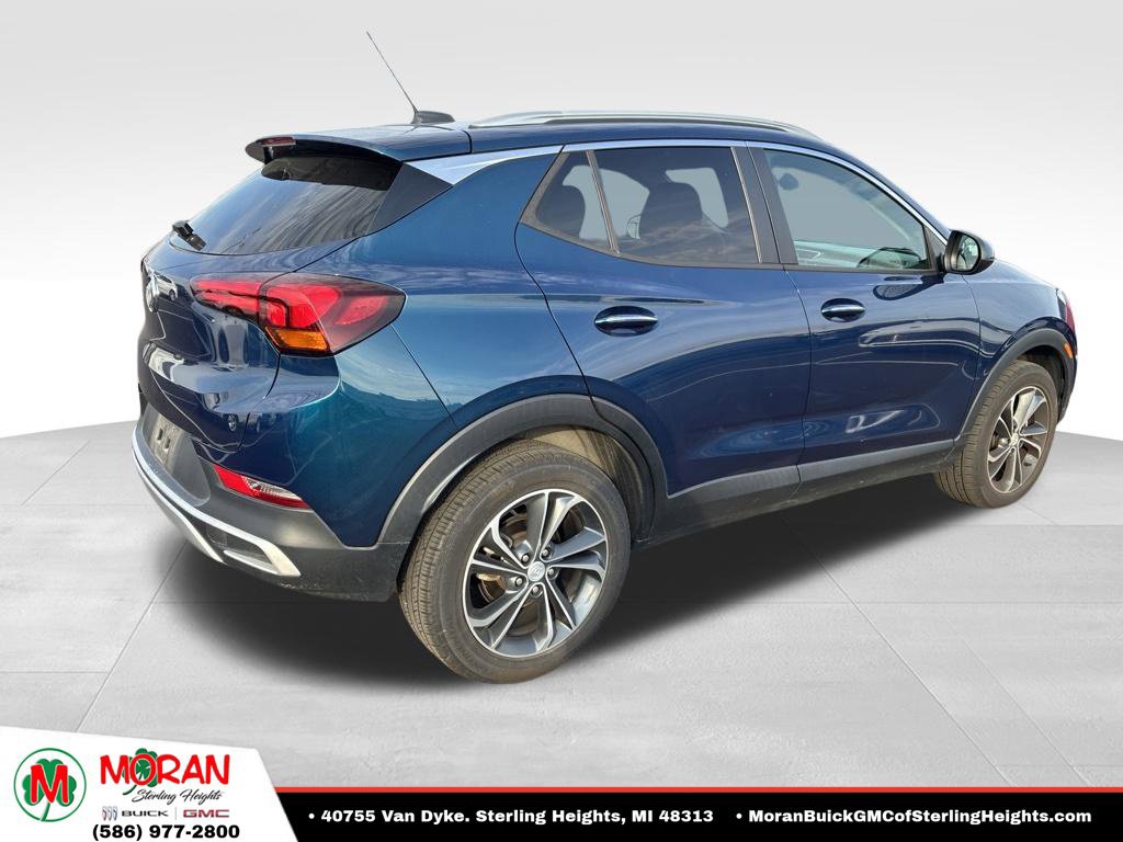Used 2021 Buick Encore GX Select AWD/4WD image 4
