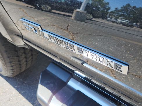 Certified 2025 Ford F250 Lariat AWD/4WD image 15