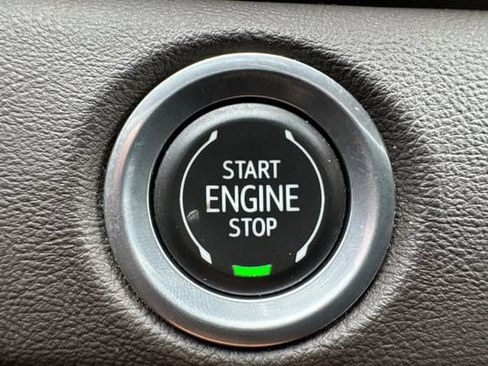 Used 2022 Cadillac Escalade Sport w/ Touring Package AWD/4WD image 36