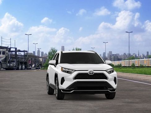 New 2025 Toyota RAV4 SE image 16