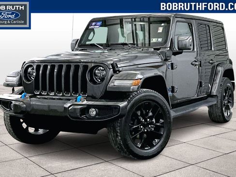 Used 2021 Jeep Wrangler Unlimited Sahara image 1