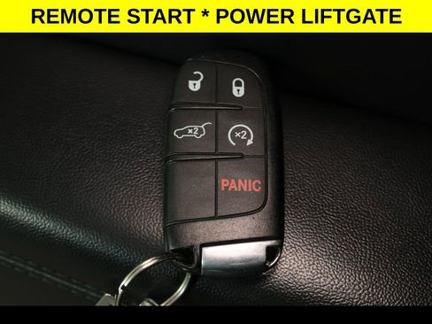 Used 2019 Jeep Grand Cherokee Altitude image 12