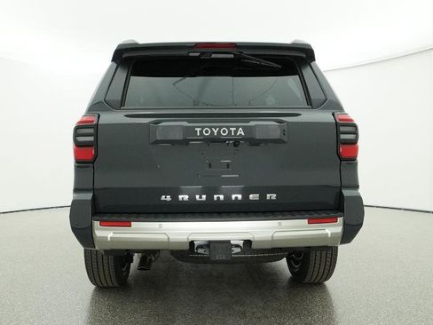 New 2025 Toyota 4Runner Limited image 18