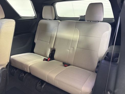 Used 2023 Chevrolet Traverse LS w/ Safety Package image 19