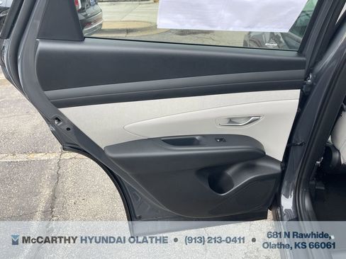 Certified 2025 Hyundai Tucson SEL image 24