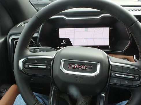 New 2026 GMC Canyon AT4 w/ Technology Plus Package image 9