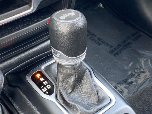 Used 2021 Jeep Wrangler Unlimited Sport image 29