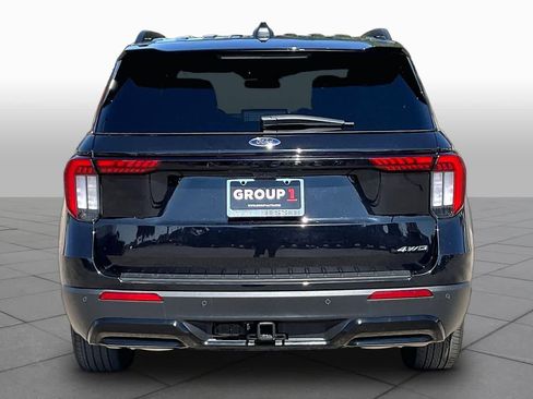 Used 2025 Ford Explorer ST-Line AWD/4WD image 5