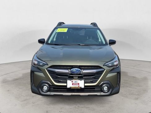 Certified 2025 Subaru Outback Premium AWD/4WD image 2