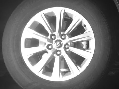 Used 2025 Toyota Grand Highlander FWD image 15