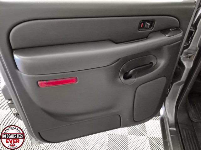 Used 2006 GMC Sierra 1500 SLT w/ Onstar Plus Package AWD/4WD image 25