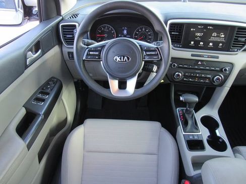 Used 2020 Kia Sportage LX w/ LX Popular Package image 13