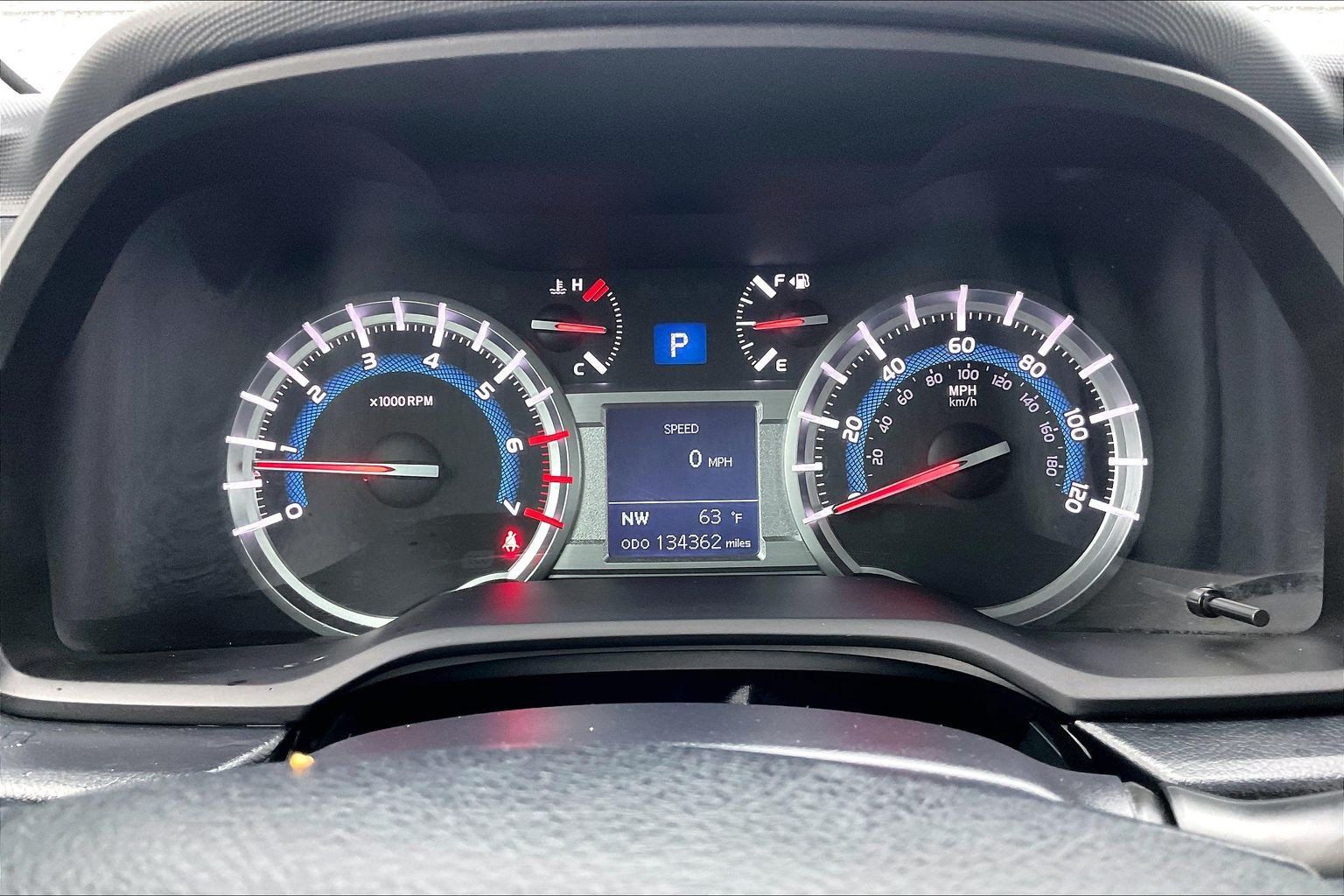 Used 2016 Toyota 4Runner SR5 Premium AWD/4WD image 25