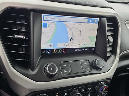 Used 2023 GMC Acadia SLT w/ Technology Package AWD/4WD image 20