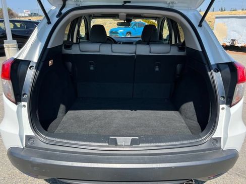 Used 2022 Honda HR-V EX image 13