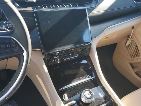 New 2025 Jeep Grand Cherokee L Limited w/ Black Appearance Package image 24