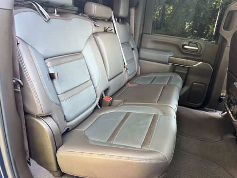 Used 2020 GMC Sierra 2500 Denali w/ Denali Ultimate Package AWD/4WD image 23