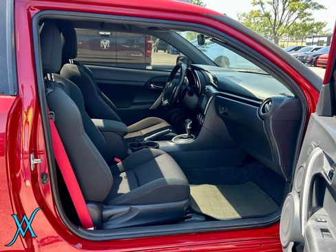 Used 2016 Scion tC FWD image 17