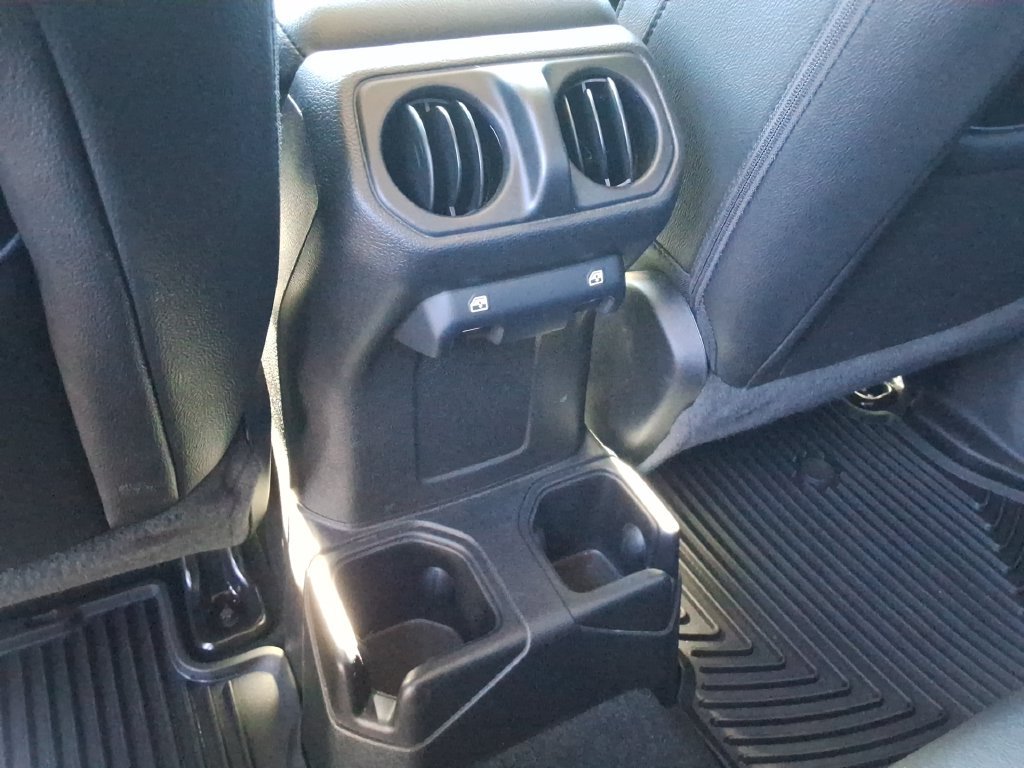 Used 2023 Jeep Gladiator Sport AWD/4WD image 18