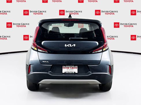 Used 2023 Kia Soul S FWD image 6