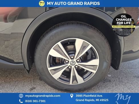 Used 2019 Nissan Murano S AWD/4WD image 30