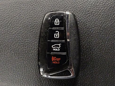 Used 2018 Hyundai Santa Fe Sport 2.0T AWD/4WD image 32