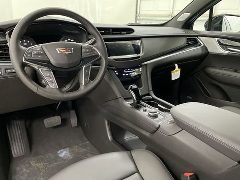New 2025 Cadillac XT5 Premium Luxury w/ Technology Package image 22