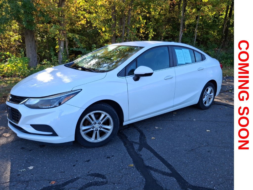 Used 2016 Chevrolet Cruze LT FWD image 1