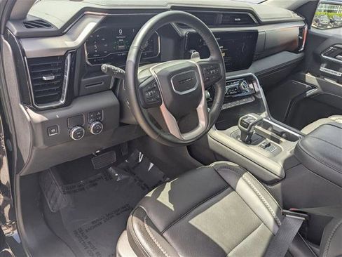 Used 2025 GMC Sierra 1500 Denali image 10