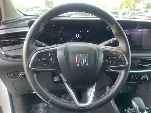 Used 2025 Buick Encore GX Preferred image 28