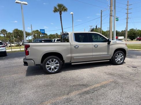 New 2026 Chevrolet Silverado 1500 High Country AWD/4WD image 17