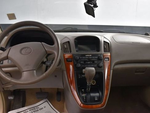 Used 1999 Lexus RX 300 4WD image 8