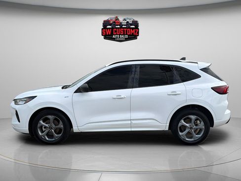 Used 2023 Ford Escape ST-Line w/ Equipment Group 301A FWD image 4