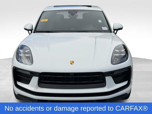 Used 2022 Porsche Macan AWD/4WD image 2