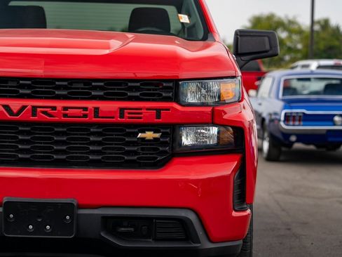 Used 2019 Chevrolet Silverado 1500 Custom image 6