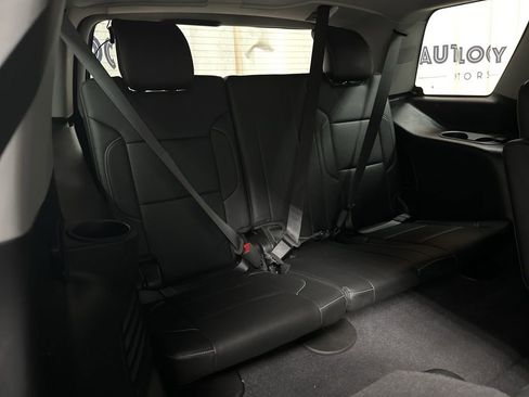 Used 2020 Chevrolet Tahoe Premier w/ 6.2L Performance Package image 37