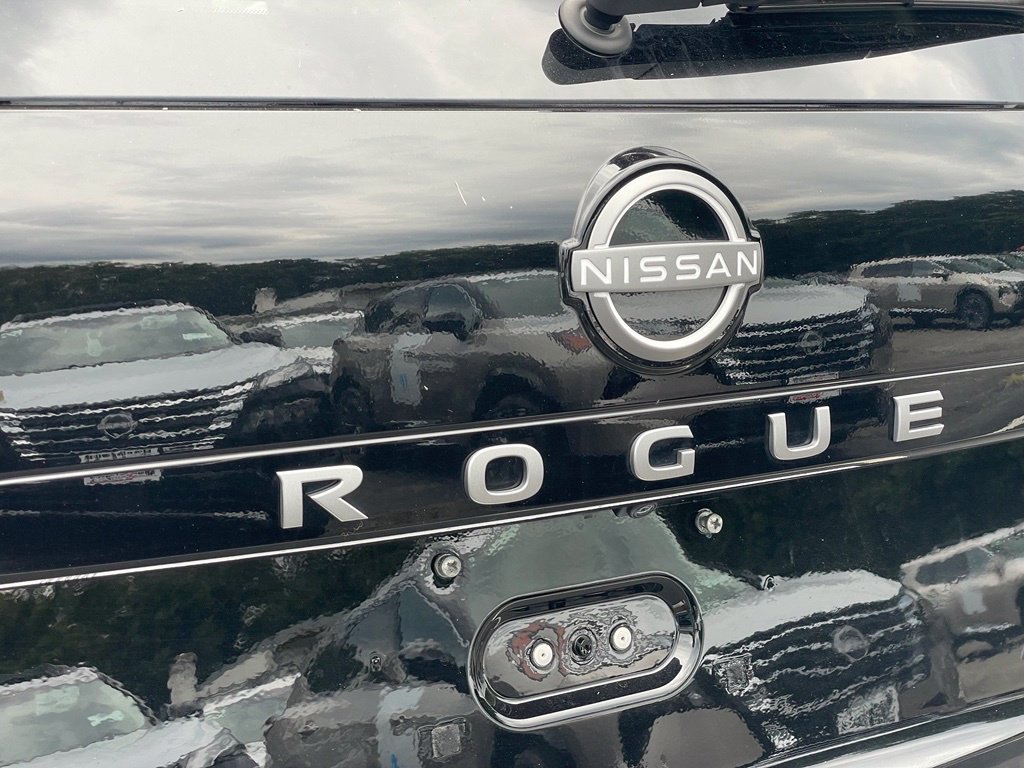 Certified 2024 Nissan Rogue SV AWD/4WD image 29