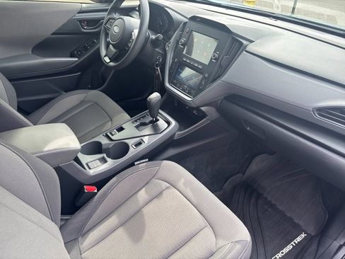 Used 2024 Subaru Crosstrek 2.0i AWD/4WD image 16