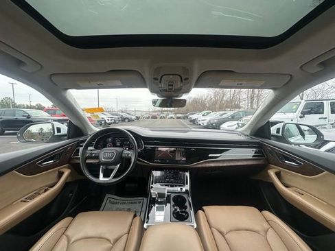 Used 2020 Audi Q8 Prestige image 2
