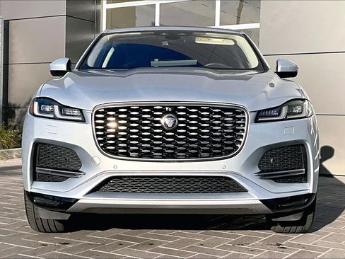 Used 2021 Jaguar F-PACE S image 2