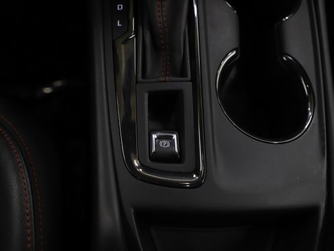 Used 2023 Chevrolet Equinox RS w/ RS Leather Package image 25