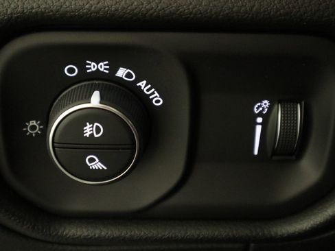 New 2026 RAM 1500 Classic Warlock AWD/4WD image 31