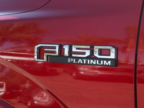 Used 2018 Ford F150 Platinum w/ Equipment Group 701A Luxury image 58