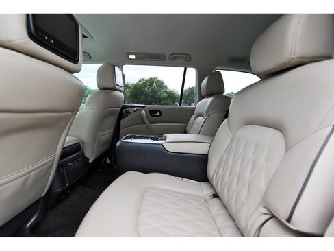 Used 2021 Nissan Armada Platinum w/ Captain's Chairs Package RWD image 32