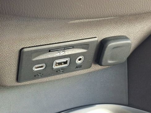 Used 2023 Chevrolet Malibu LT FWD image 27