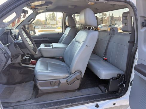 Used 2012 Ford F250 XL w/ PWR Equipment Group image 27
