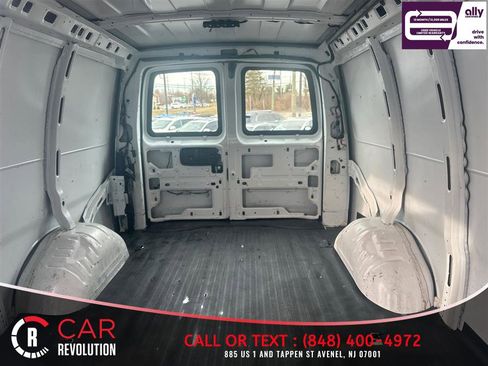 Used 2021 Chevrolet Express 2500 Extended w/ Driver Convenience Package RWD image 8
