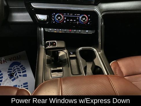 Used 2024 GMC Sierra 1500 Denali Ultimate image 10