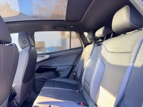 Used 2024 Volkswagen ID.4 Pro S image 18